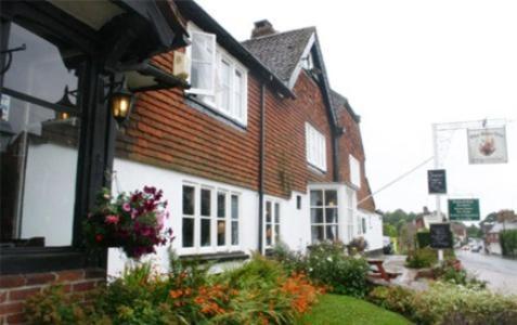 The Bear Inn And Burwash Motel Eksteriør bilde