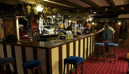 The Bear Inn And Burwash Motel Eksteriør bilde